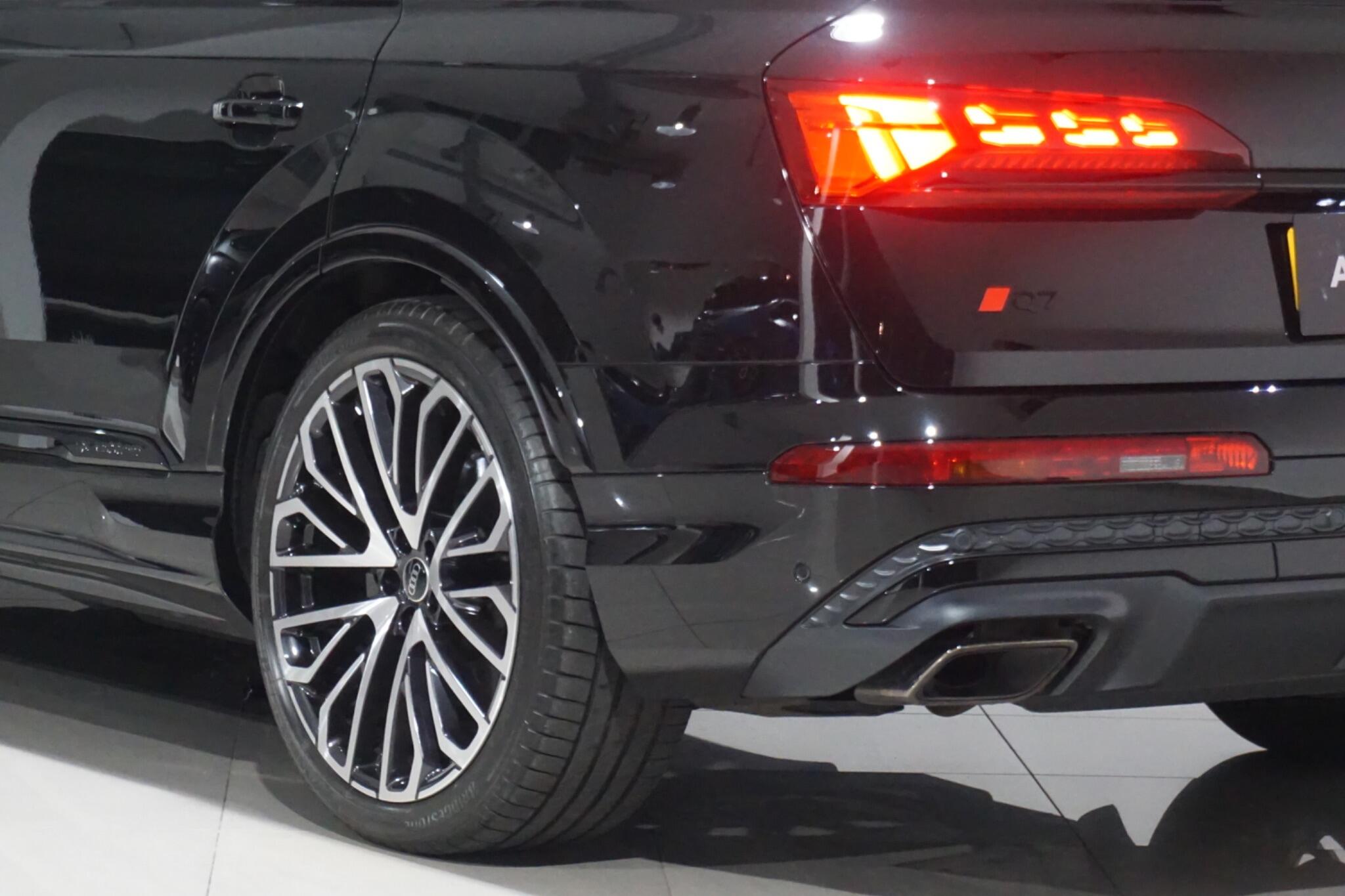 Audi Q7 3.0 TDI V6 50 Vorsprung SUV 5dr Diesel Tiptronic quattro Euro 6 (s/s) (286 ps)